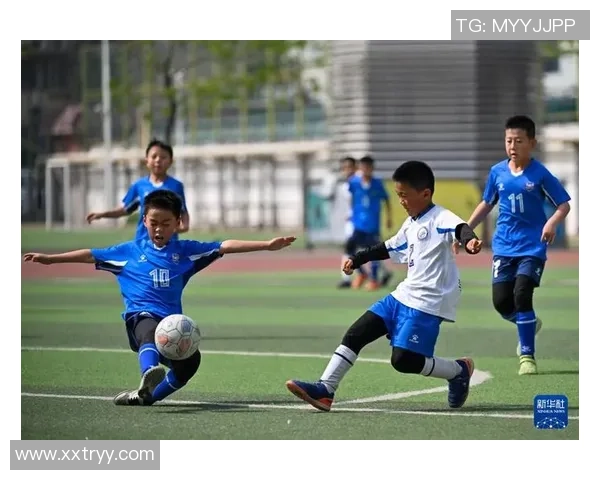 新疆足球教育新模式探索助力青少年成长与发展